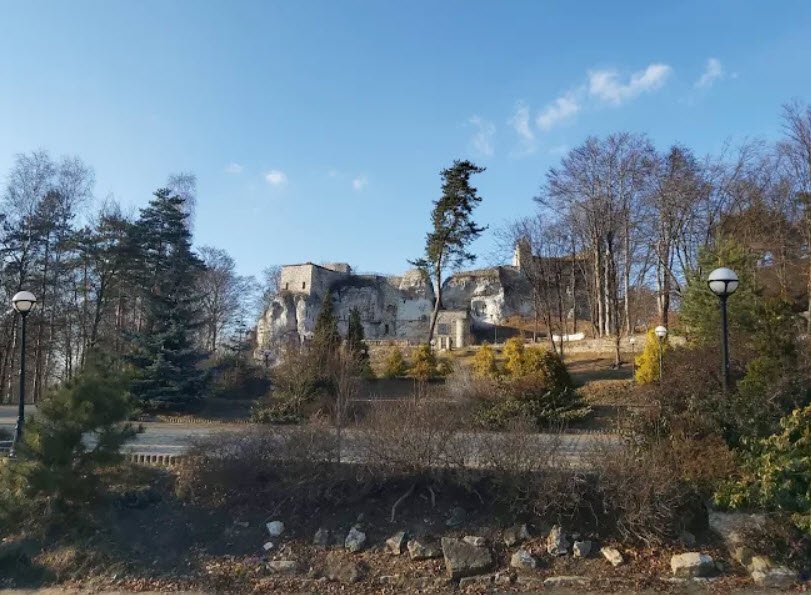 Bąkowiec Castle, Poland